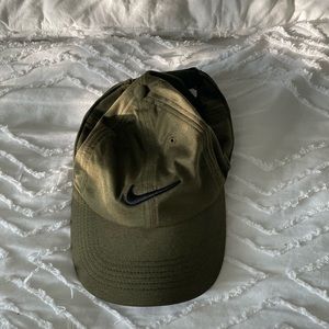 Army green Nike cap/hat